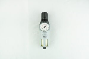 FILTRE REGULATEUR 3/8 "-1/2" + MANOMETRE