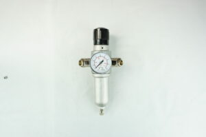REGULATEUR 1/2 " post + MANO + FILTRE + RACC.RAP.
