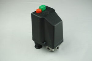 PRESSOSTAT NEMA TRI ON-OFF+VRO+THERMIQUE 16 A